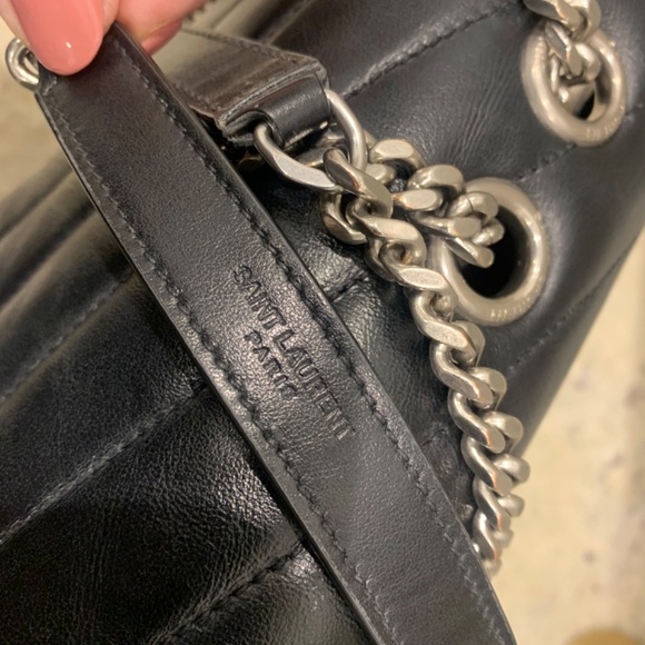 YSL Saint Laurent Loulou Bag Medium Black - Picture 7 of 7